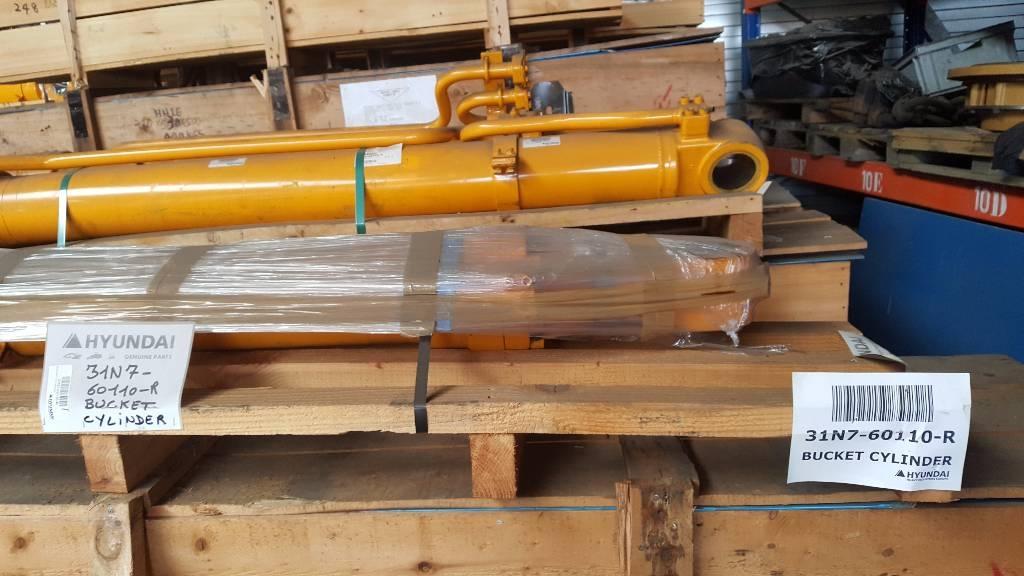Hyundai Bucket Cylinder - Robex 250 LC-7, 31N7-60110-R Hydraulics