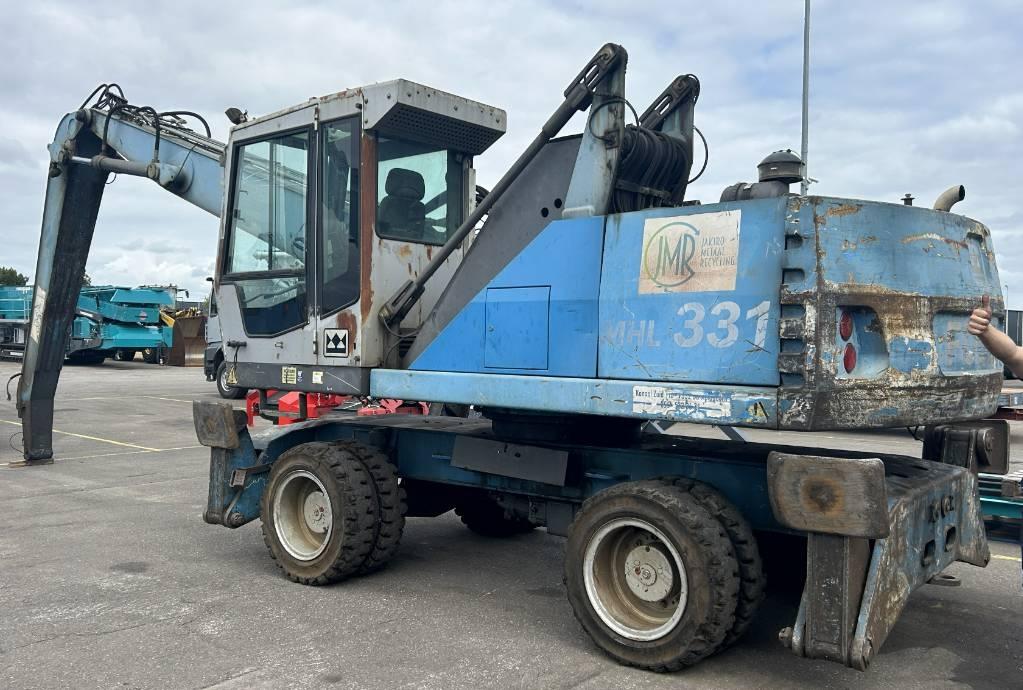 Fuchs MHL 331 D Waste / industry handlers