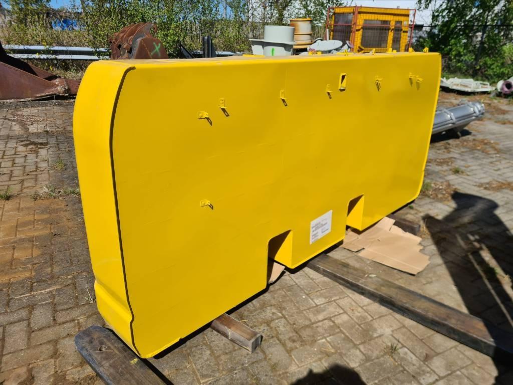 Komatsu PC 210 Chassis and suspension