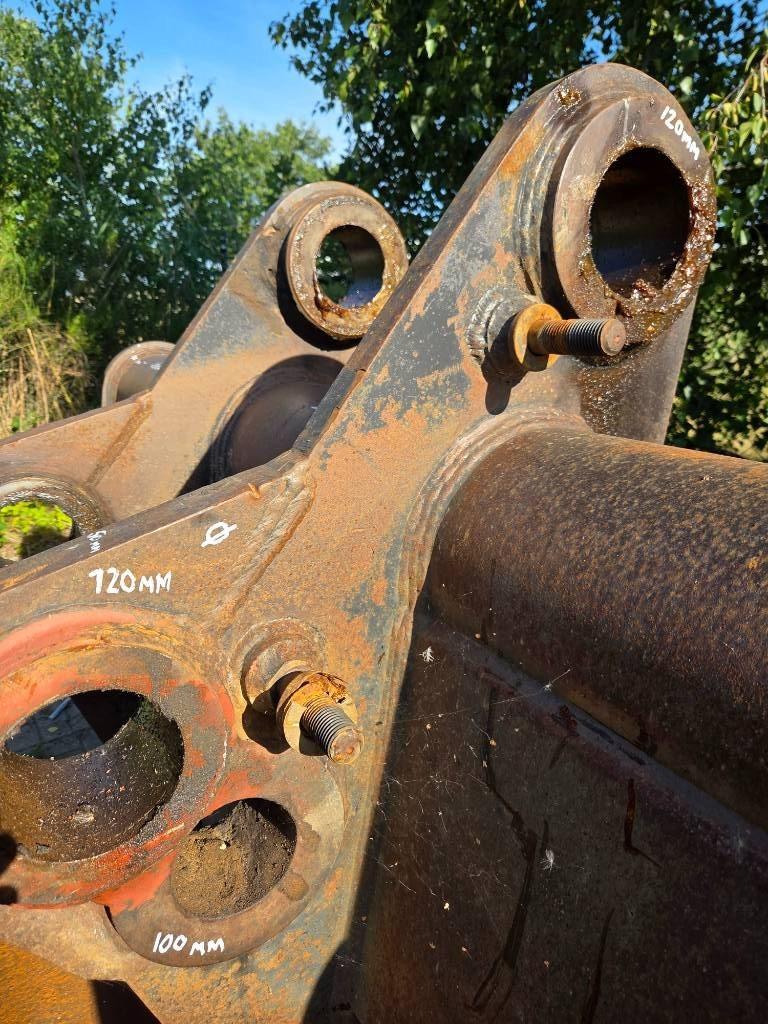 Eurosteel Ditch clean bucket +3500ltr Buckets