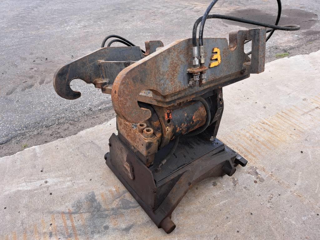 Beco Excavator Tilt Coupler CW40 Quick connectors