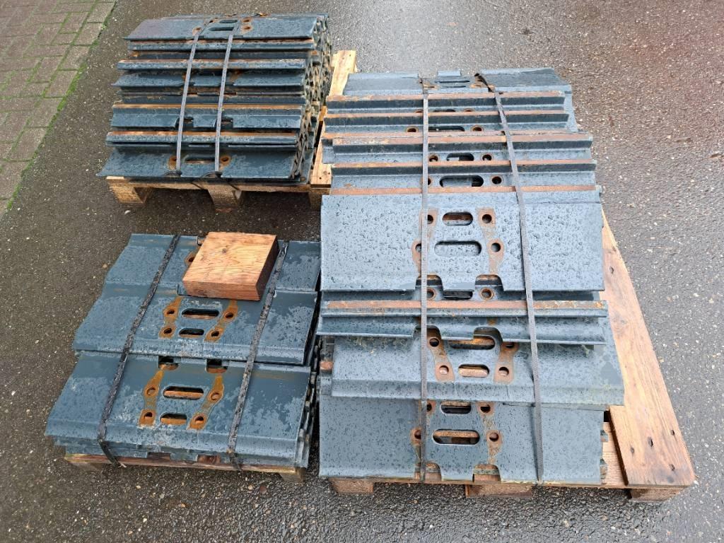 Hyundai 60cm pads HX235 eo. Tracks, chains and undercarriage