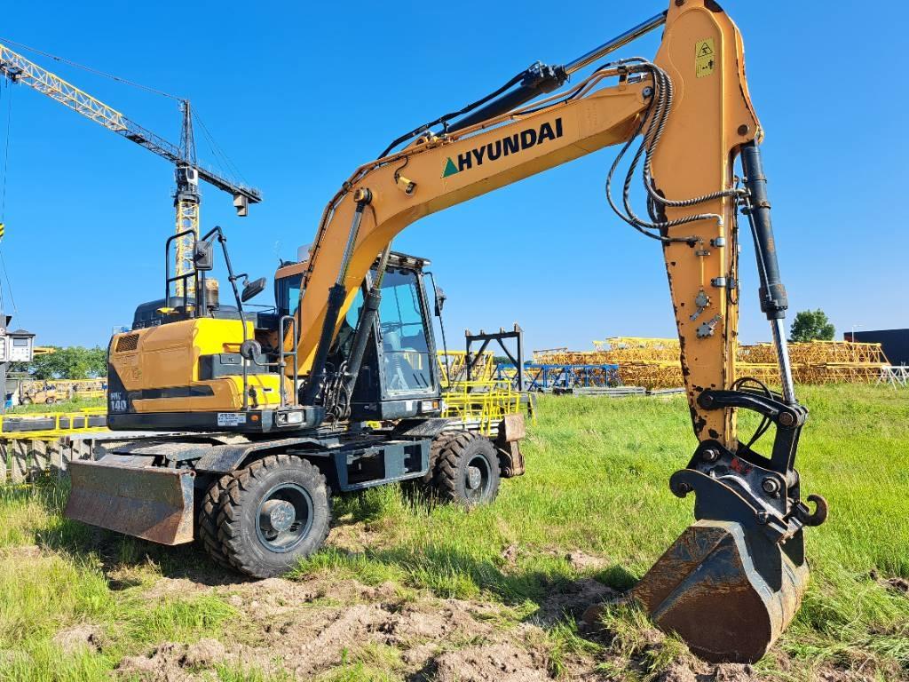 Hyundai HW 140 Wheeled excavators