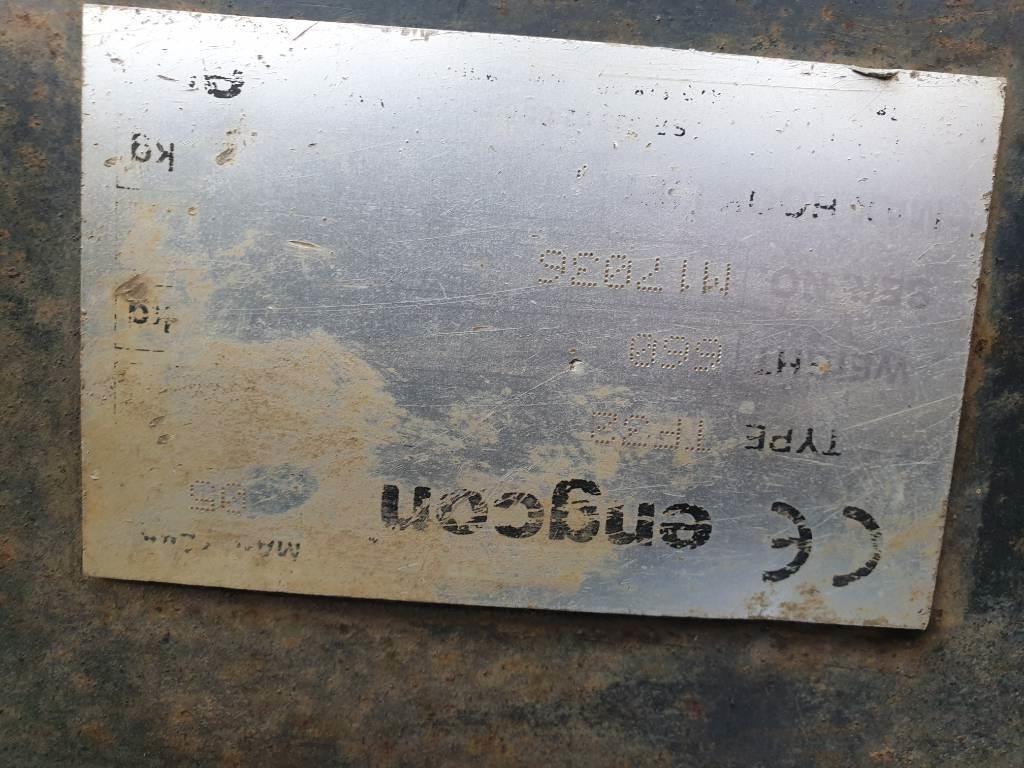 Engcon Tilting Coupler Quick connectors